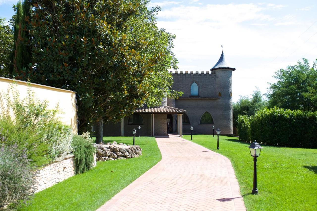 Hotel Castello di Pandora Nepi Esterno foto
