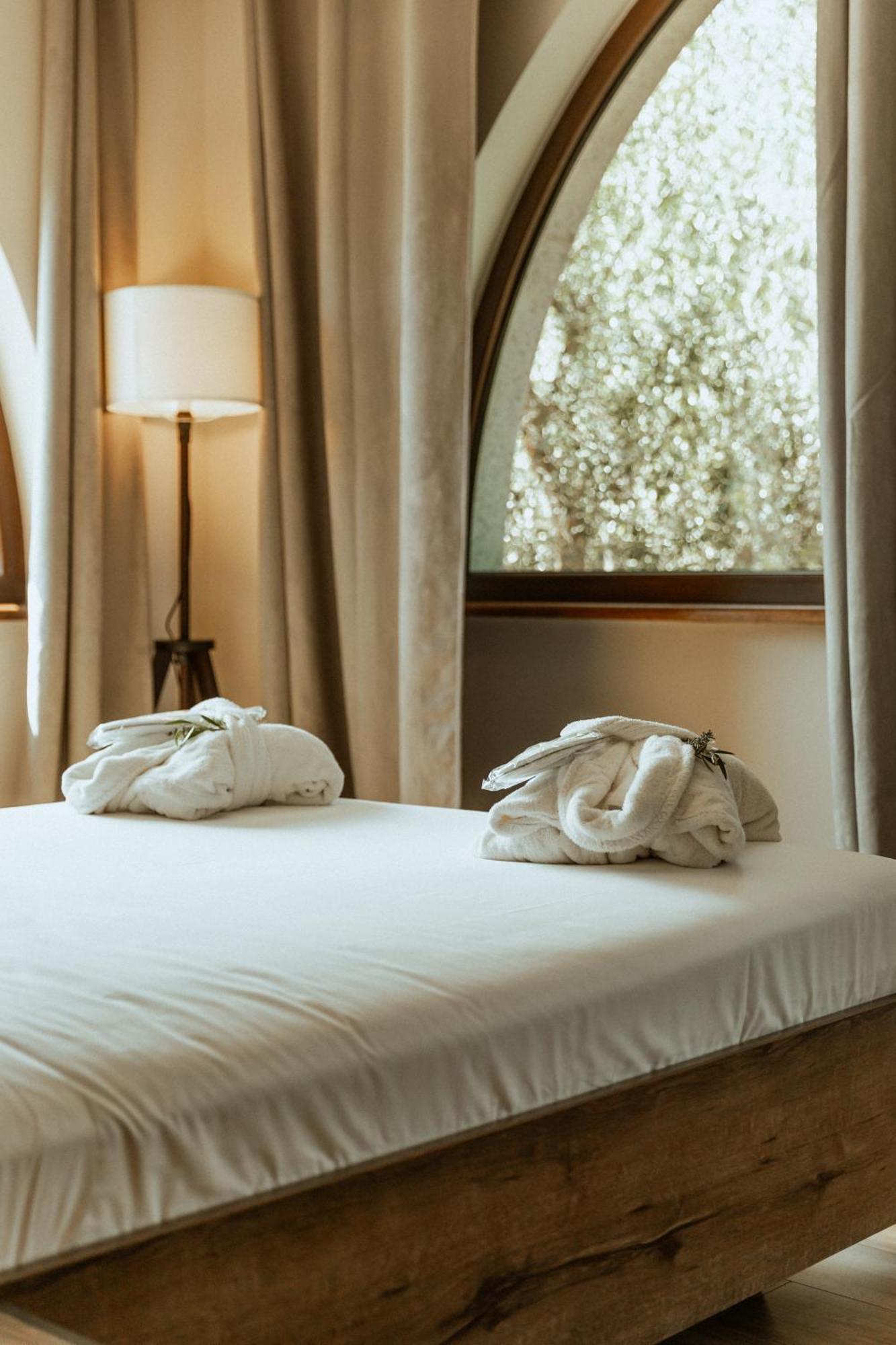 Hotel Castello di Pandora Nepi Esterno foto